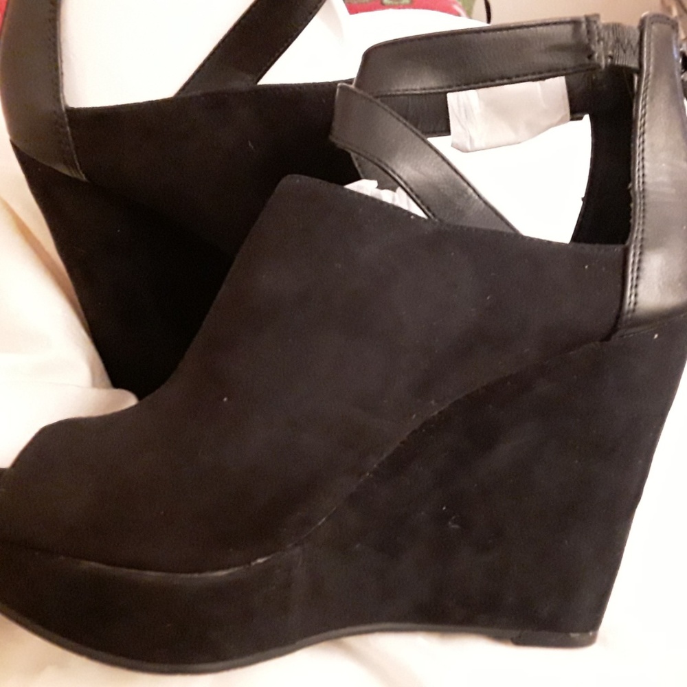 AMERICAN RAG SHOE~STYLE AROMI`BLACK